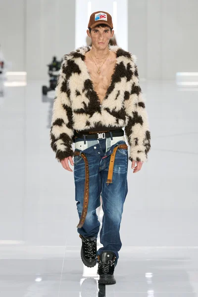 Look 21